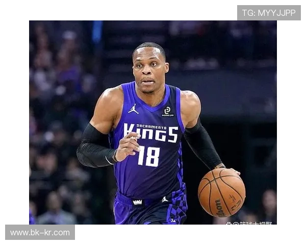 詹姆斯赞弗拉格勤奋热爱篮球 詹姆斯赞弗拉格勤奋热爱篮球